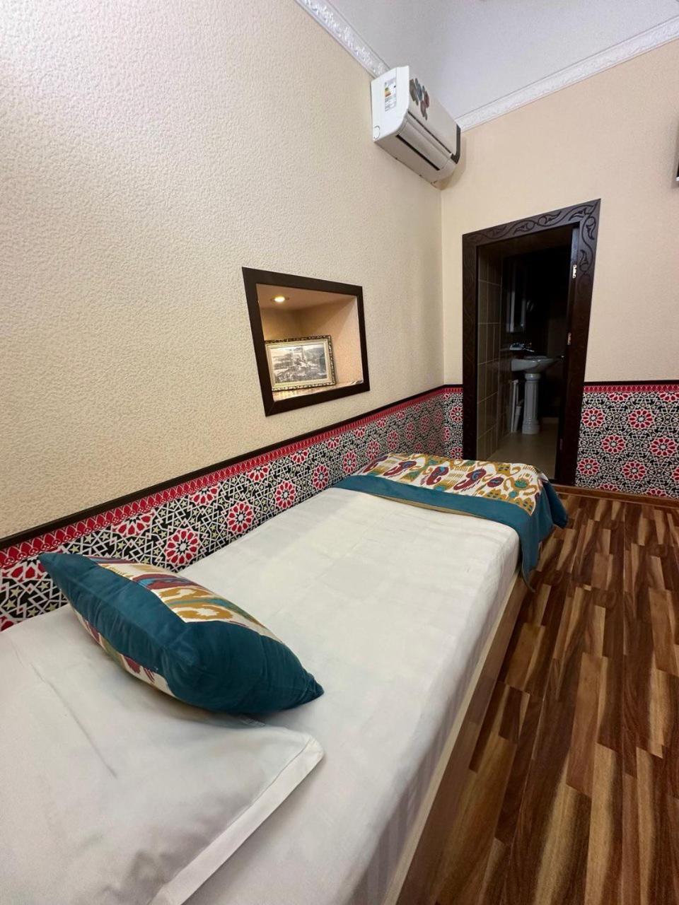 Karavansaray Khurjin Old Bukhara Eksteriør bilde
